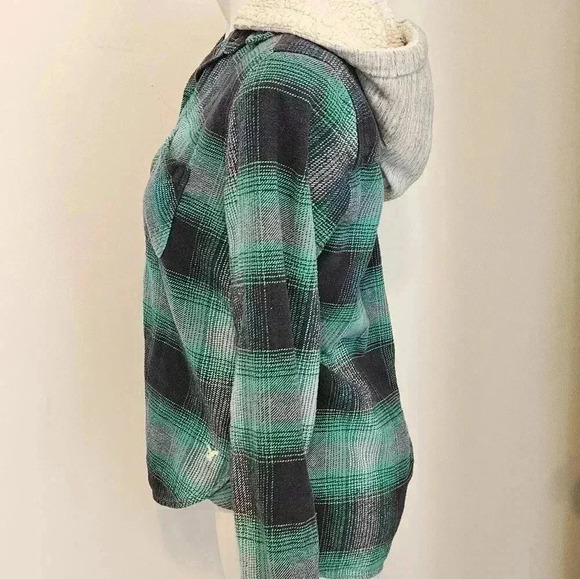 VINTAGE American Eagle Boyfriend Hooded Flannel Size Medium EUC - Picture 6 of 10